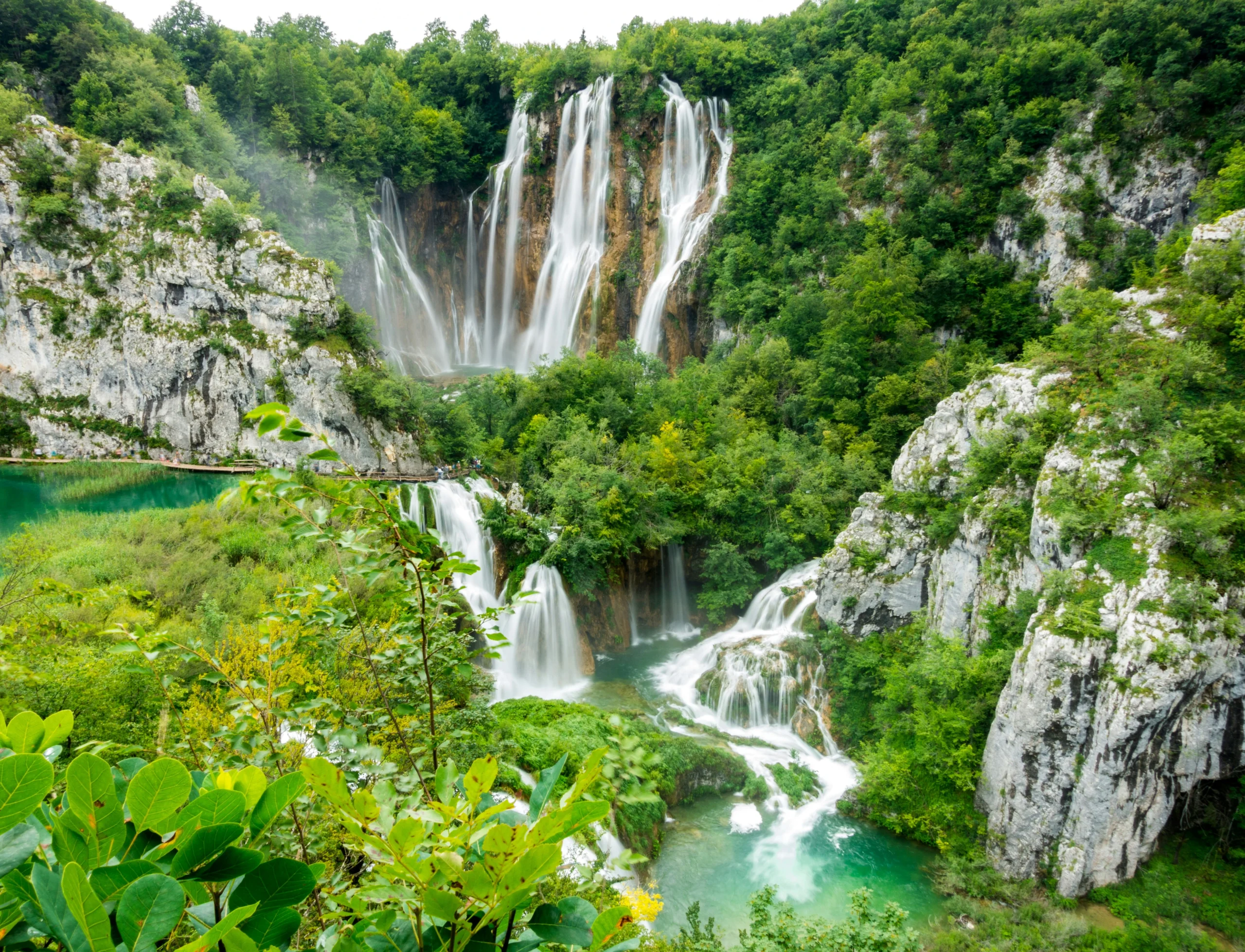 Turquoise lakes and waterfalls in Plitvice Lakes National Park, Croatia